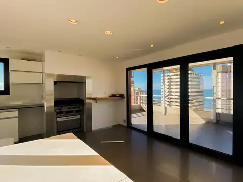 Departamento en Venta en Playa Grande, USD 360.000