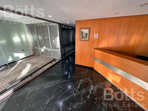 Venta - Piso de Oficinas 129m2 con cochera  - 2 bauleras - Monserrat - Congreso