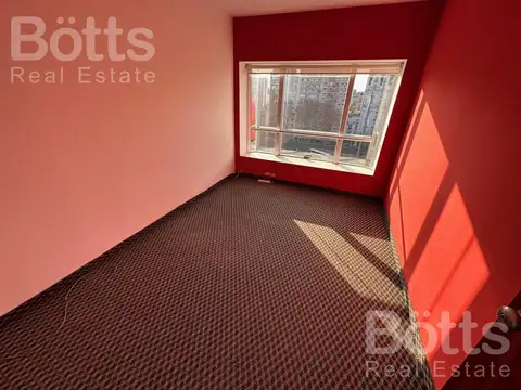 Oficina en Alquiler 35 años