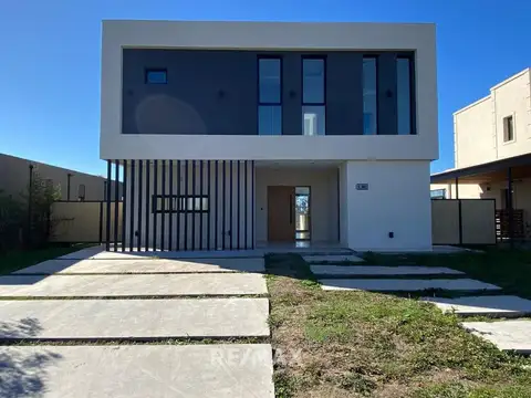 Alte. Guillermo Brown 100