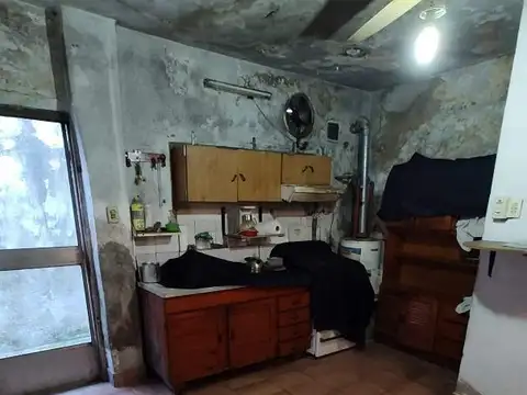 Casa en Venta con 4 cocheras