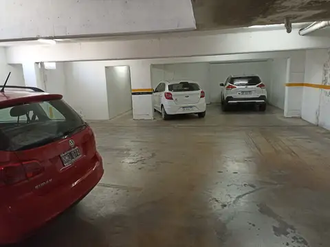 Cochera en Venta Cubierta