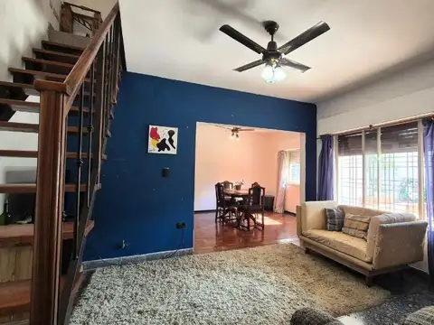 Depto Tipo Casa en Venta de 5 ambientes