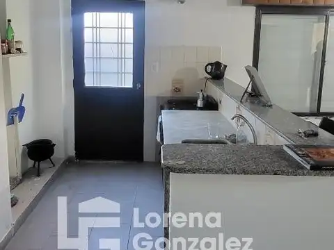 Casa en Venta con 5 cocheras