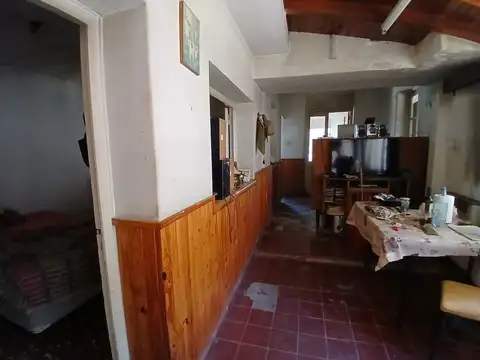 Agustín Álvarez 1600