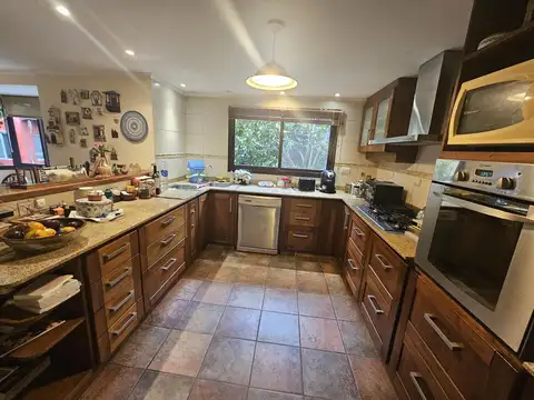 Importante Chalet 6 ambientes más segunda vivienda en Mar de Cobo