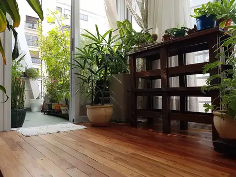 Avenida Luis María Campos 500