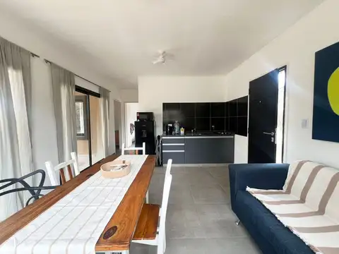 Casa en Venta con 6 cocheras
