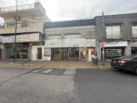 Local en Venta en Berazategui, USD 330.000