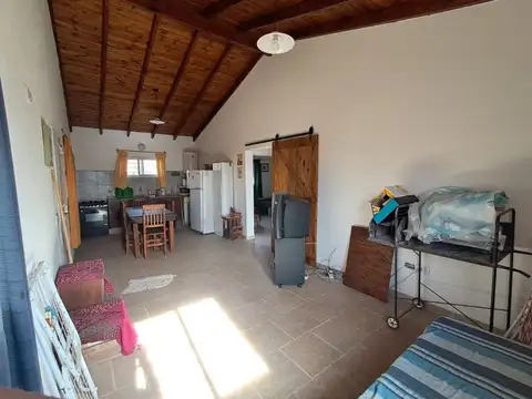 Casa 3 ambientes con 1 baño