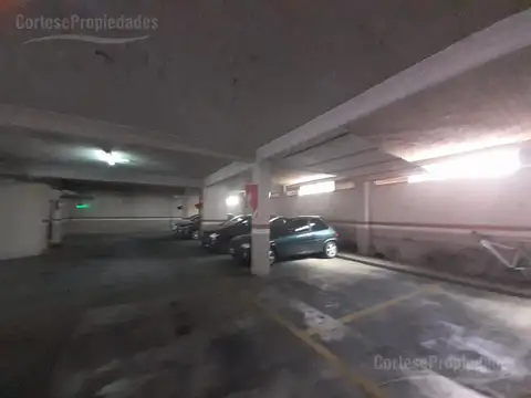 Marcelo T de Alvear al 1200