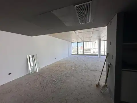 Oficina 4 ambientes con 2 baños