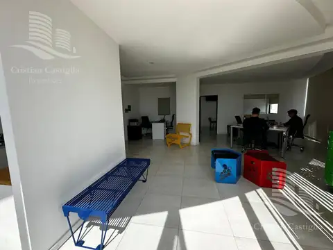 Oficina 3 ambientes con 1 baño