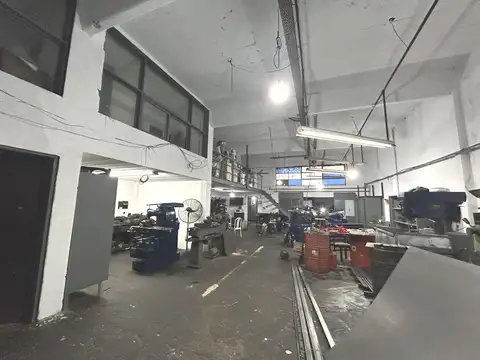 Galpon en Venta en Olivos, USD 200.000