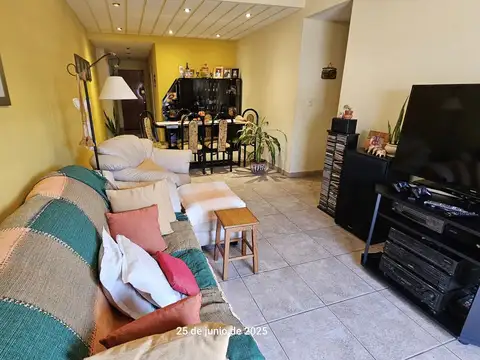 Depto Tipo Casa en Venta de 4 ambientes