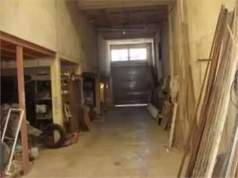 Galpon en Venta en Olivos, USD 240.000