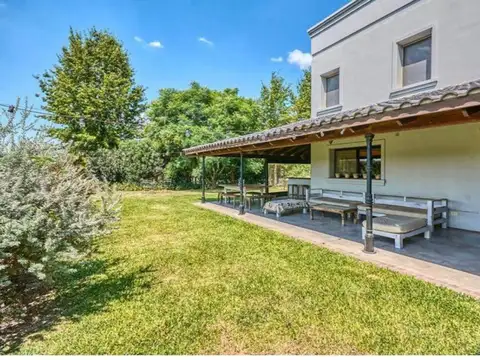 Av. Fuerza Aerea 3100