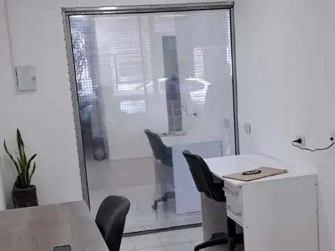 Local en Alquiler Via Púb.