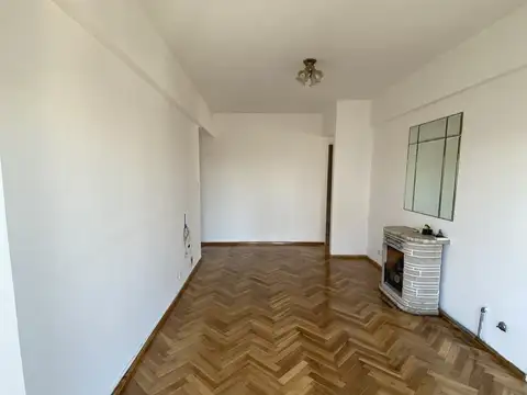 Av Avellaneda 1800, Piso 13º