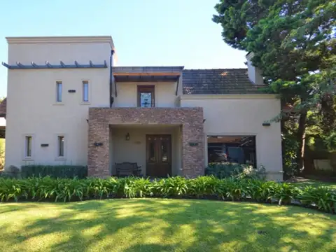 Casa en Venta de 4 dormitorios