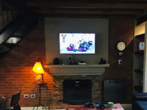 Casa en Venta con 3 cocheras