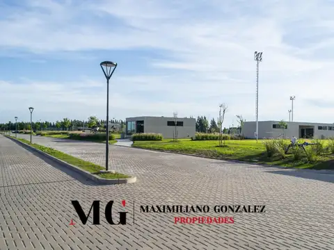 Terreno en Venta 20  mts Frente