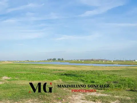 Terreno en Venta 30  mts Fondo