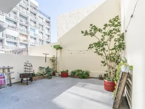 Av. Belgrano 1600 , Piso 1