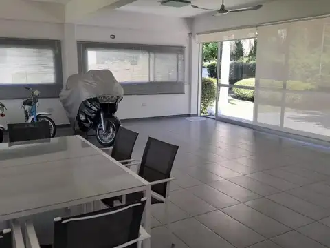Casa en Venta de 5 dormitorios