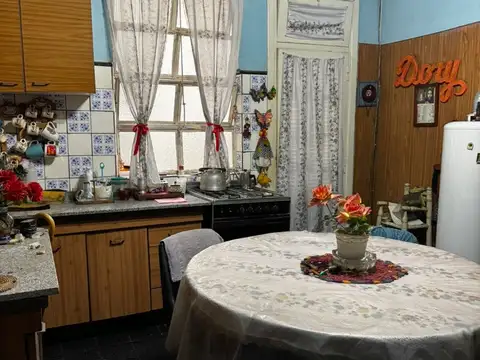 Depto Tipo Casa en Venta 60 años