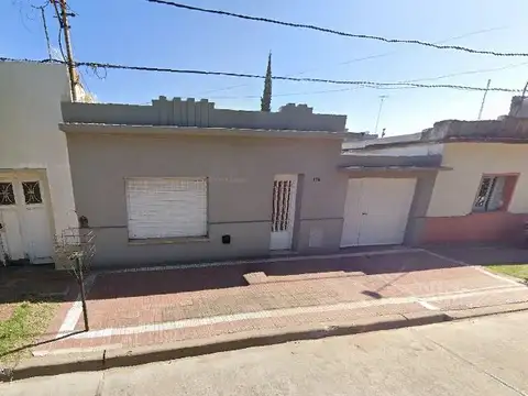 Venta de casa en calle 34 entre 7 y 9