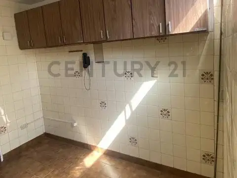 VENTA. BARRIO LUZ Y FUERZA-BURZACO- DEPARTAMENTO DE 4 AMBIENTES CON PARQUE