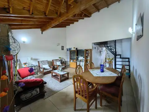 Avenida Hipólito Yrigoyen 1300