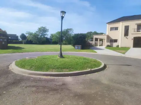 Terreno en Venta 35  mts Fondo