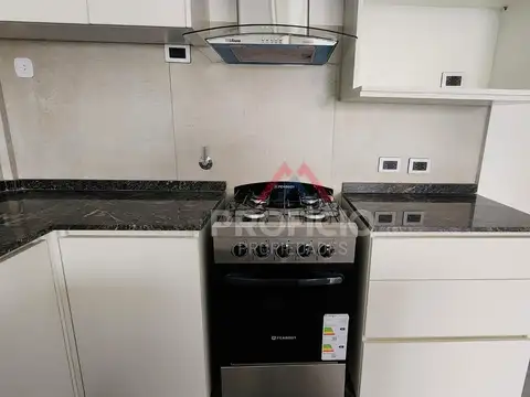 Departamento en Alquiler con 1 cocheras