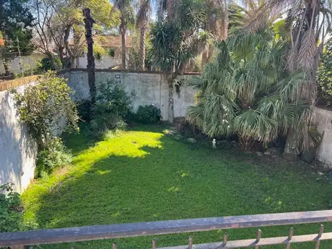 Chalet 5 amb. residencial.Barranca Quilmes,