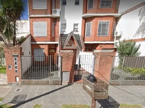 DTO SAN JUSTO 2 AMB PATIO Y ESTACIONAMIENTO