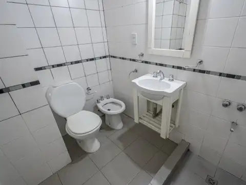 Monoambiente - Luminoso - Cerviño y Lafinur -