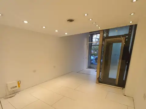 Local en Alquiler en Centro, $ 3.000.000