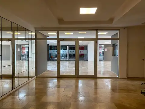 Oficina en alq. o venta en edificio Delta Center