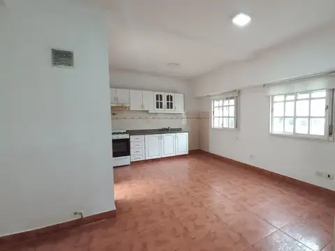 ALQUILER PH 3 AMBIENTES RAMOS MEJIA PATIO COCHERA