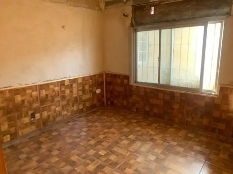 VENTA PH 5 AMB CON PARRILLA Y PILETA BERNAL OESTE