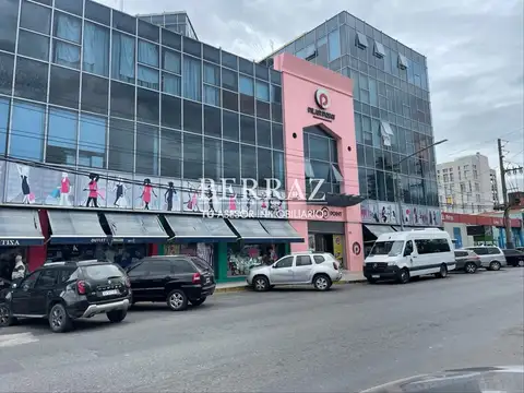 Oficina venta en Pilar Point de 32 m2