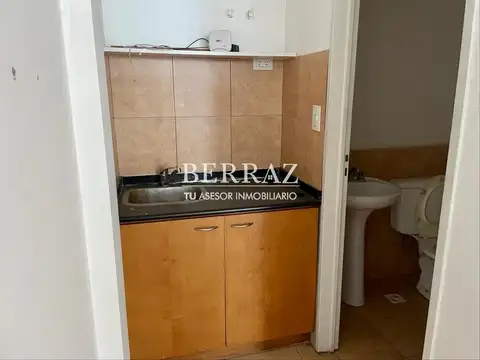 Oficina en Venta en Pilar, USD 30.000