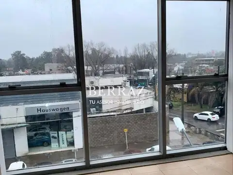 Oficina venta en Pilar Point de 32 m2