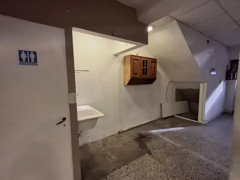 Local en Alquiler 45 años