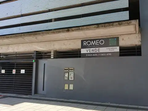 Cochera en venta en Parque Chas