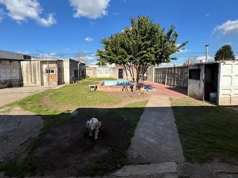 VENTA CASA AMPLIO TERRENO, SAN NICOLAS
