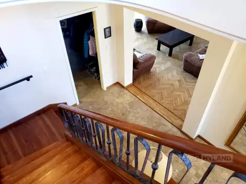 Casa con pileta en venta y alquiler en Martínez, Vias/Libert., San Isidro