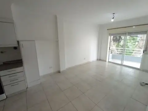 Departamento en Alquiler en Caseros, $ 500.000